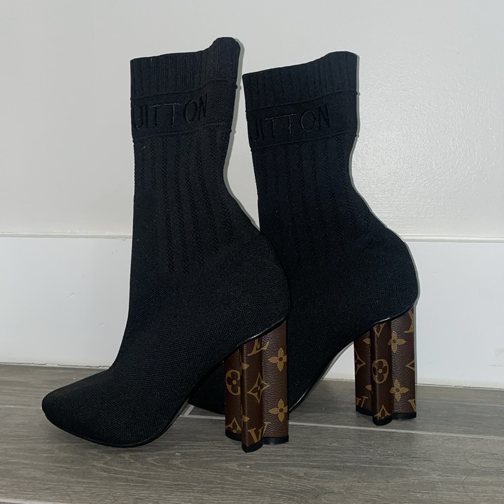 🖤NWOB🖤Authentic LOUIS VUITTON SOCK BOOTS. Size:IT35/US5 - Picture 2 of 6